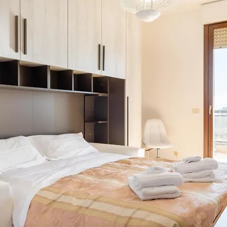 Guesthost - Bright With Terrace X6 Apartamento