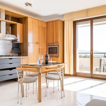 Apartamento Guesthost - Bright With Terrace X6 Ponte San Giovanni